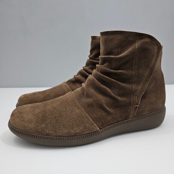 NEW Munro Scout Ankle Bootie Womens 9 NARROW Brown Suede Water Resistant Fall - Picture 1 of 14